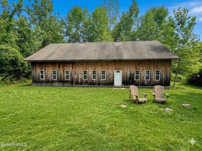 14 Blue Hill Rd