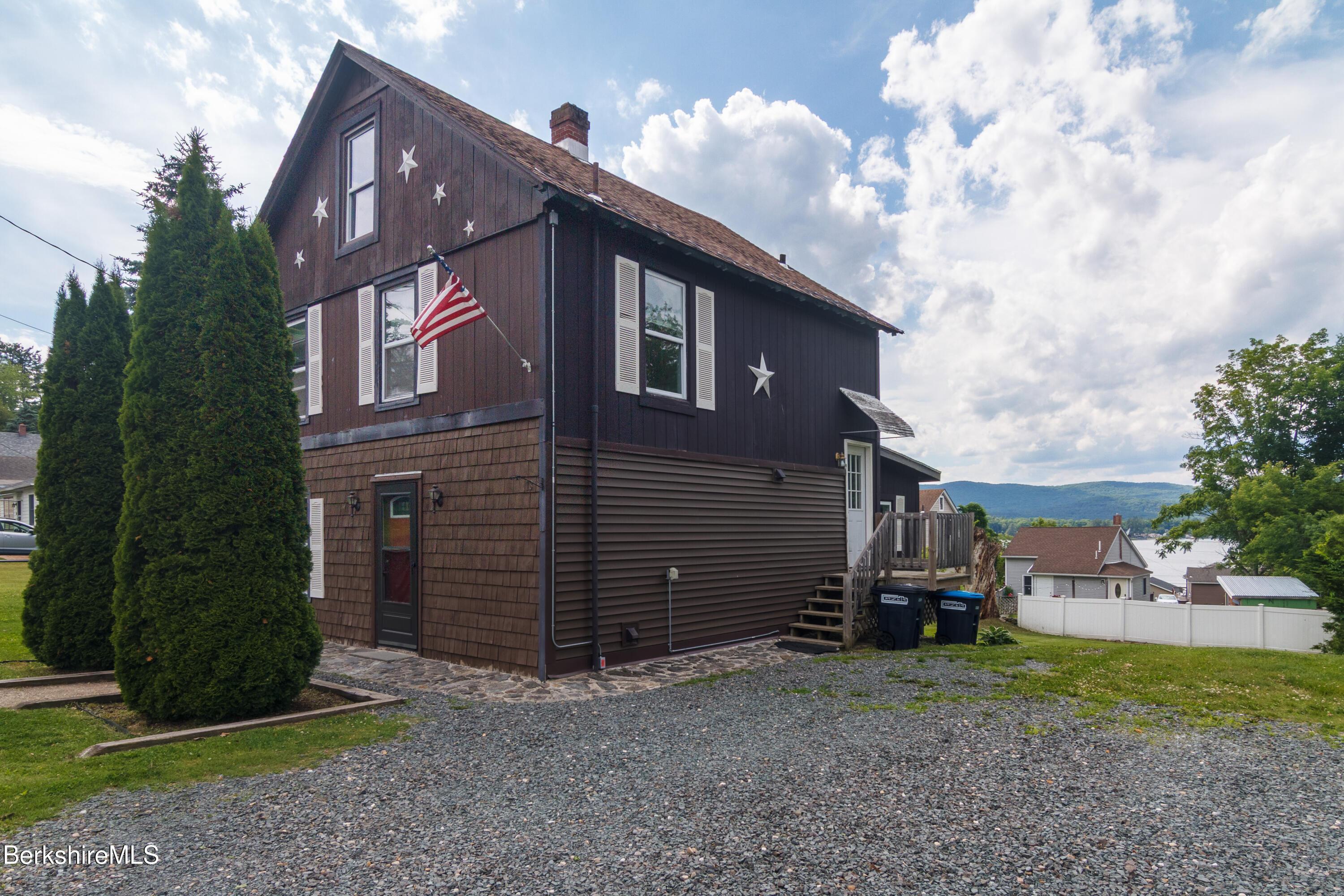 Image 1: Exterior