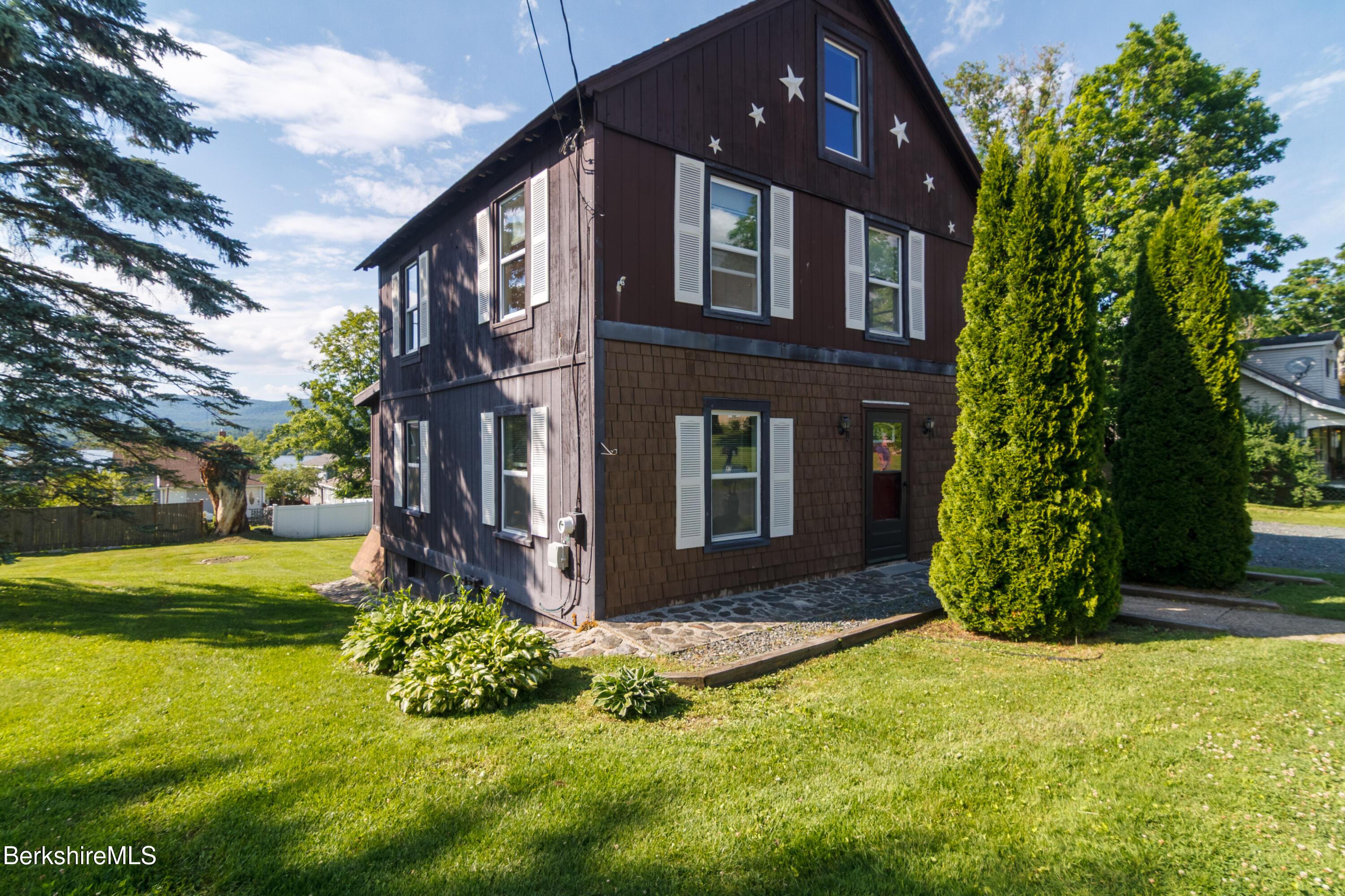 Image 4: 20260617-1-73WestchesterAve-Pittsfield-M