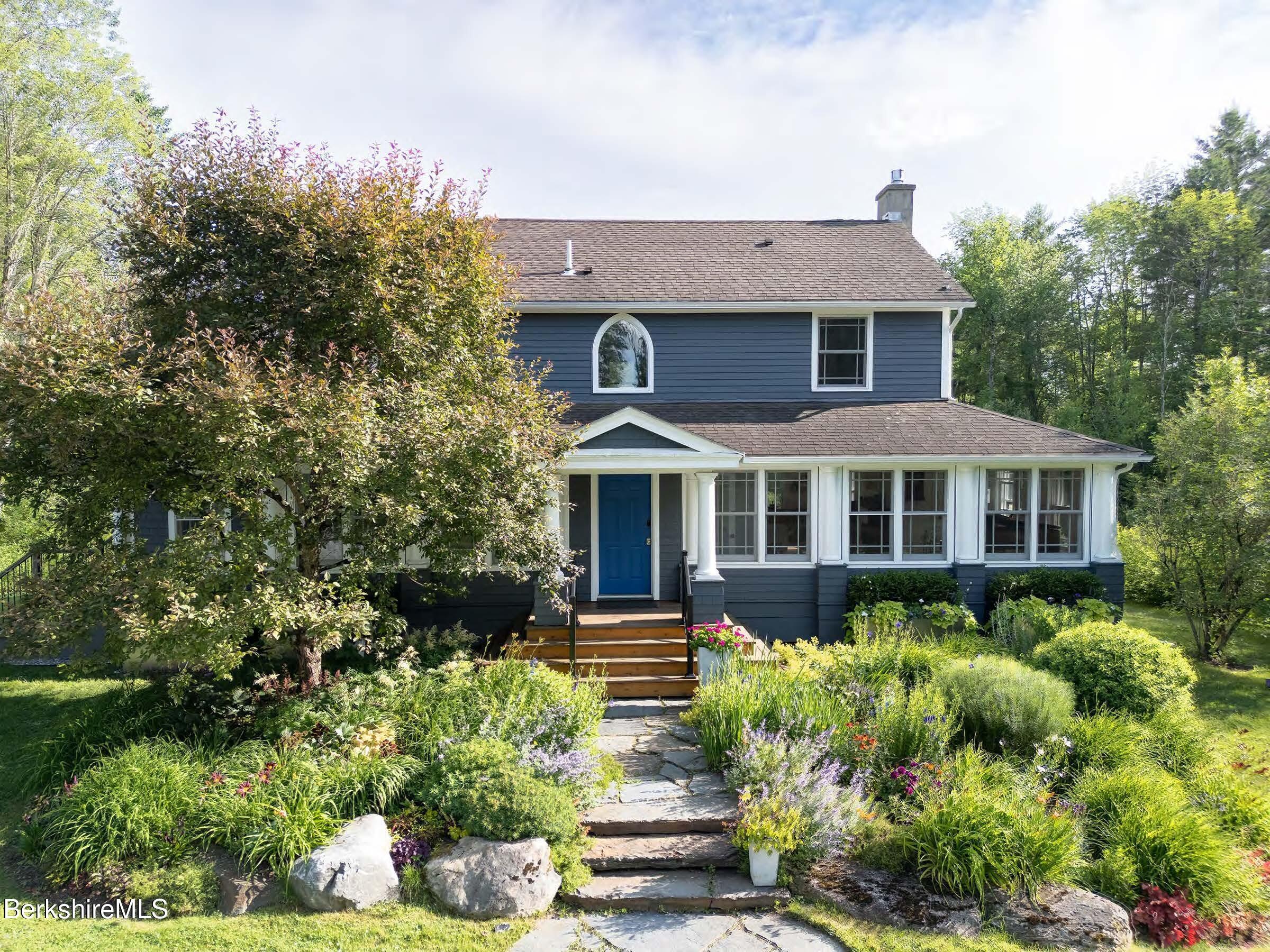 Image 3: Farmhouse 07 28 ver 2_Page_02