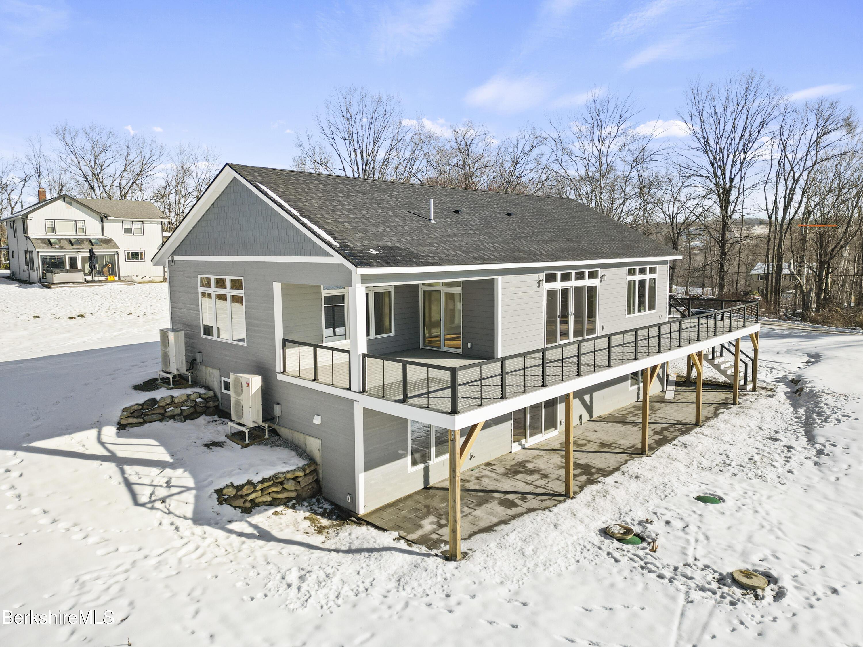 Image 3: Lake View Wraparound Deck