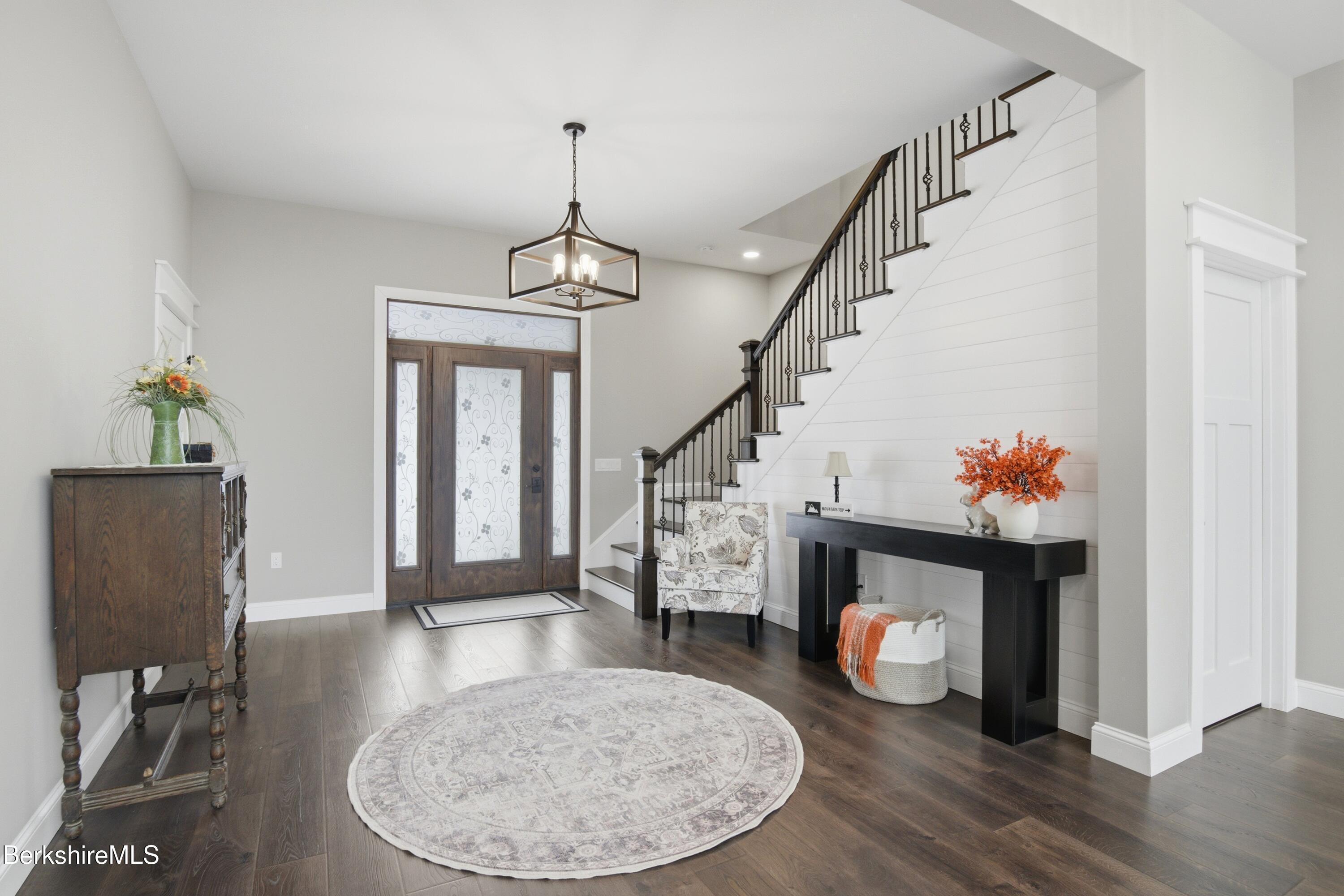 Image 4: 171_Bull_Hill_Road_Lanesboro_MA_01237_04