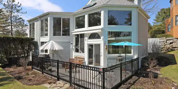 19 Hawthorne Rd