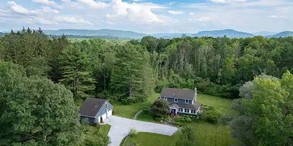 1 Old Tree Farm Rd