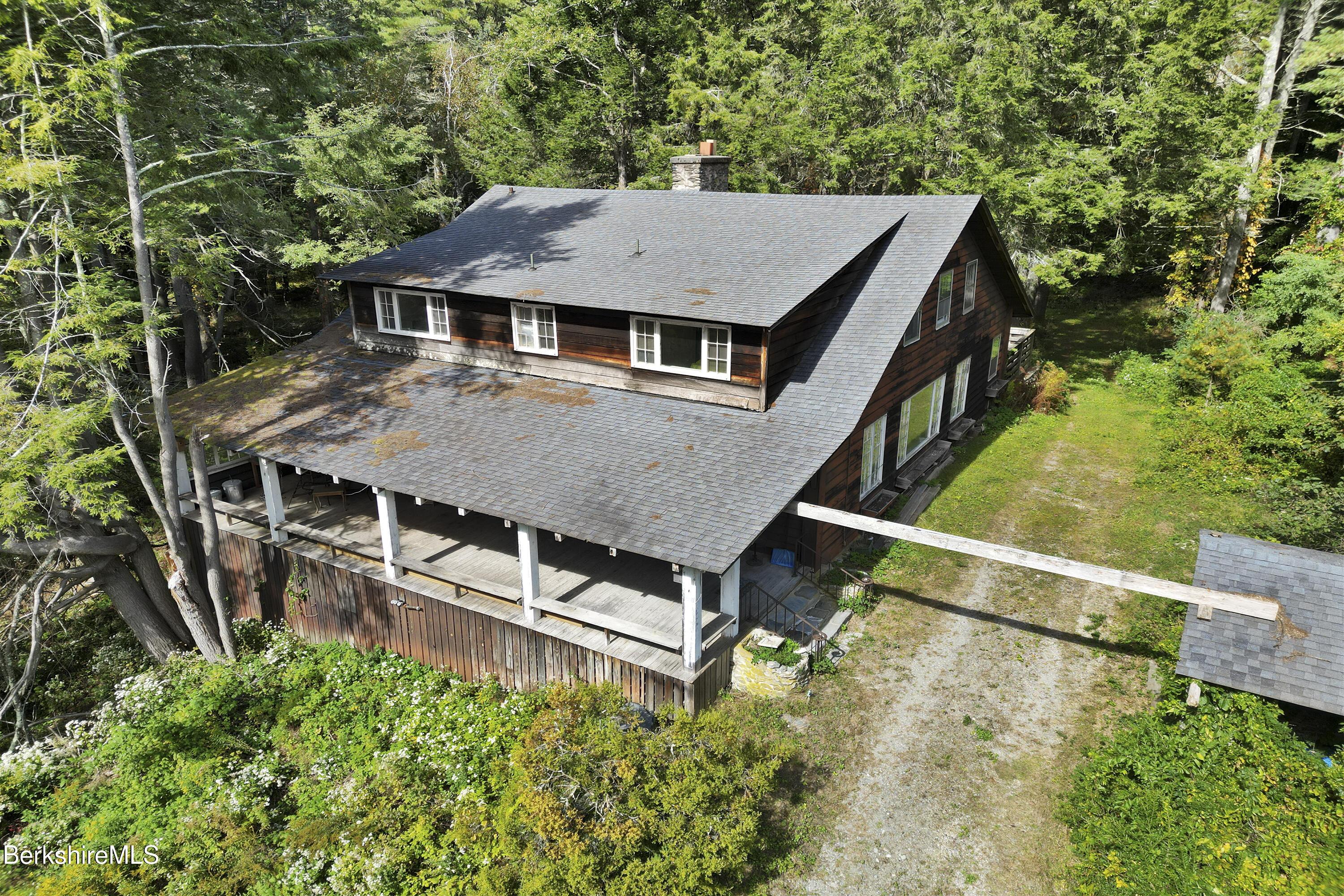 Image 2: 10 Front Exterior
