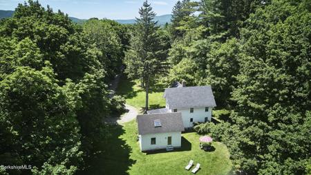 10 Prospect Hill Rd