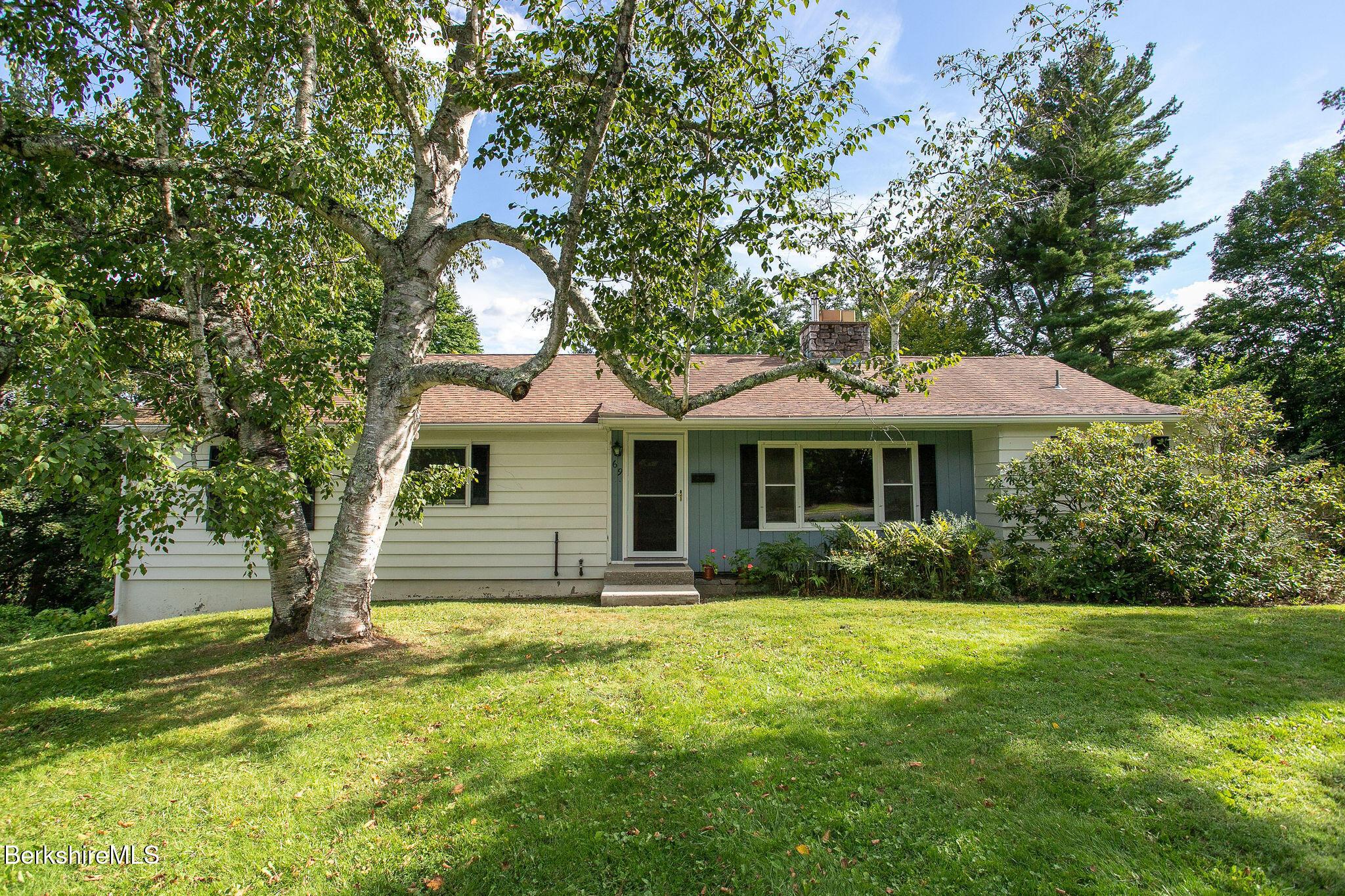 Image 1: Front of House
