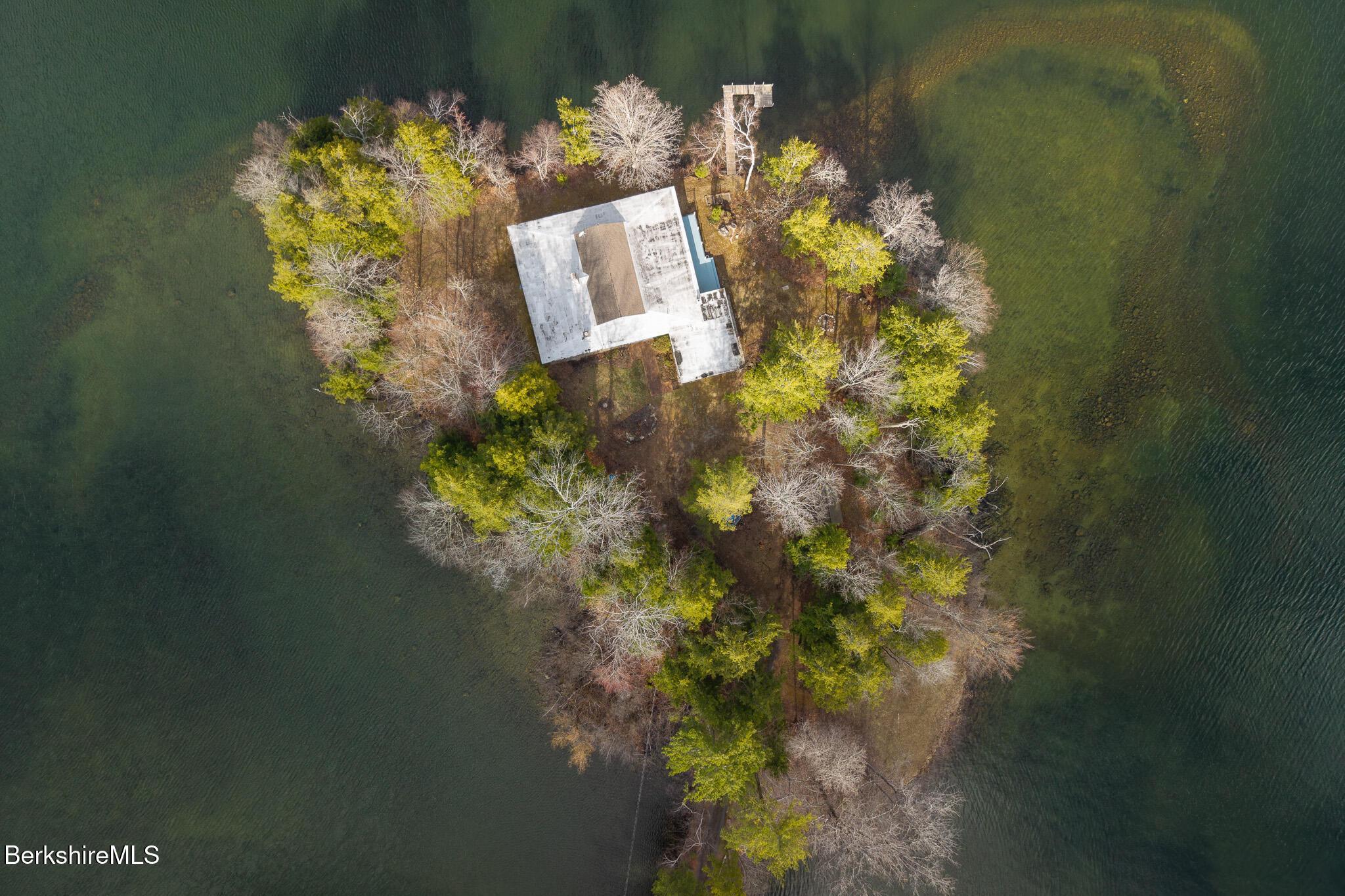Image 4: Aerial view of island