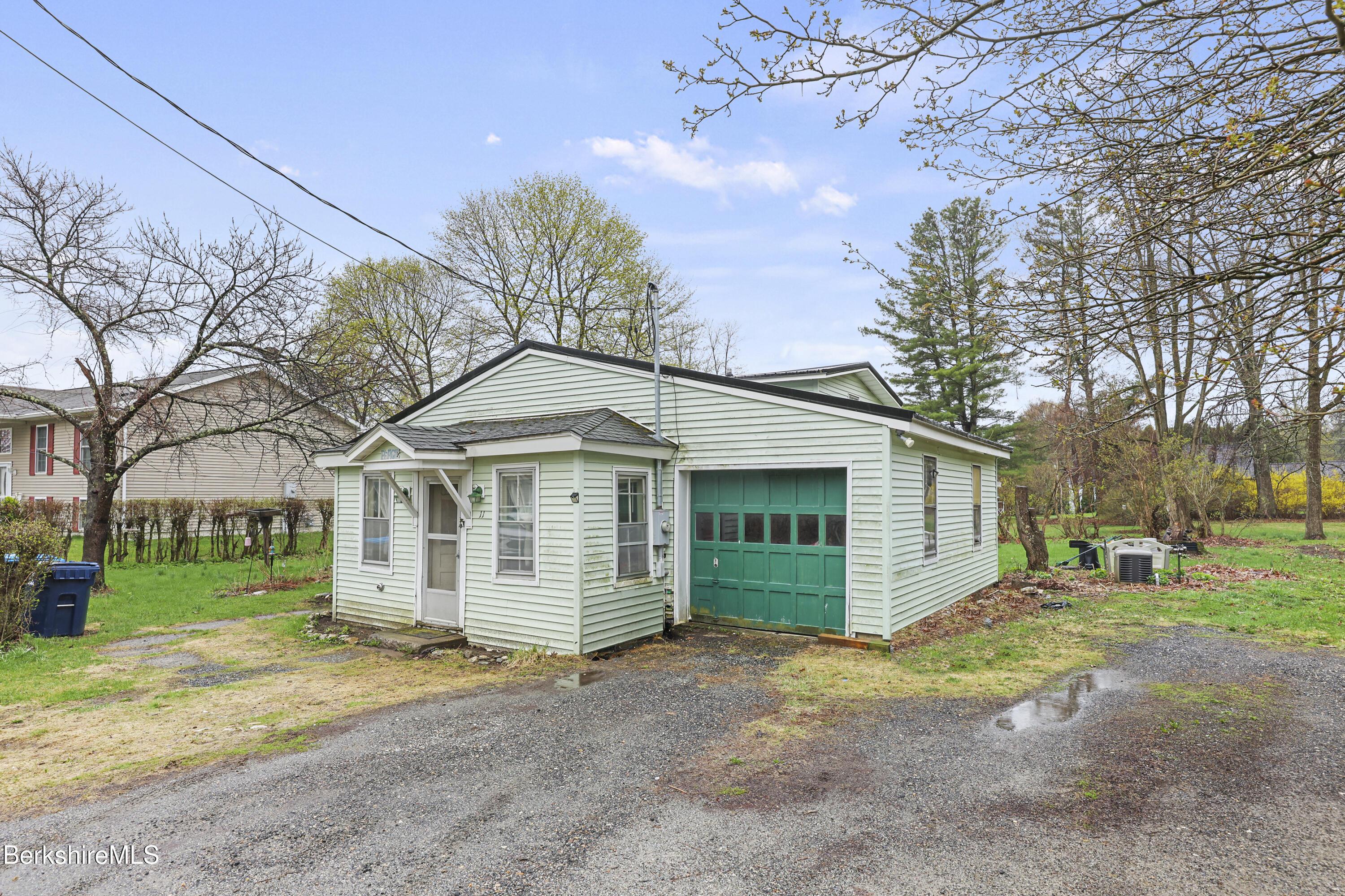 Image 2: Exterior Front