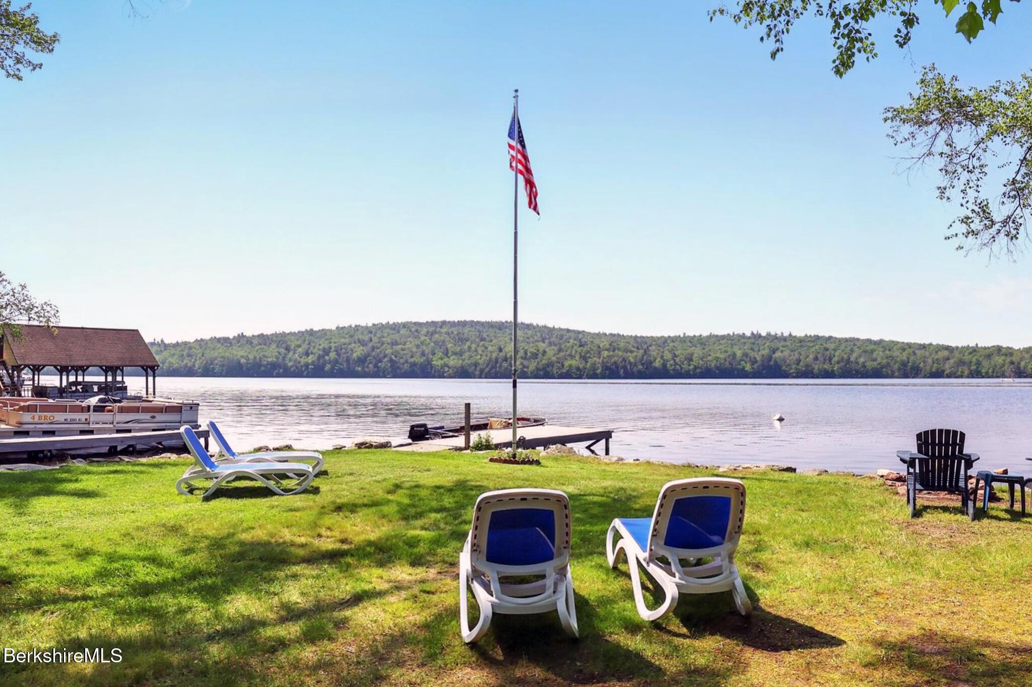 Image 4: Lake from front yard