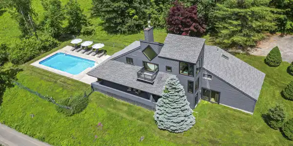 44 Prospect Hill Rd