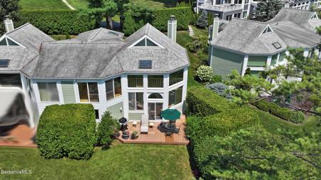 19 Hawthorne Rd