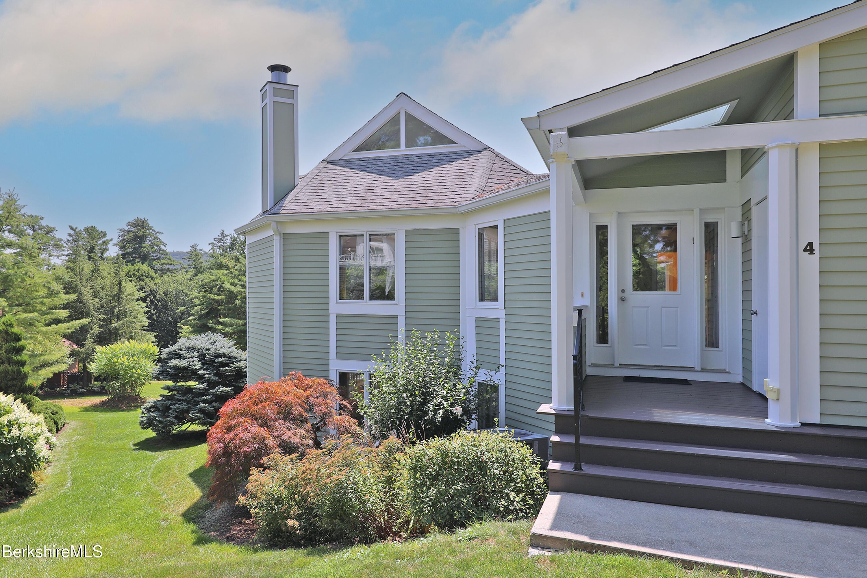 Image 3: FRONT PORCH W/STORAGE CLOSET