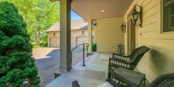 Image 4: Front Porch
