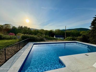 136 Ingalls Rd