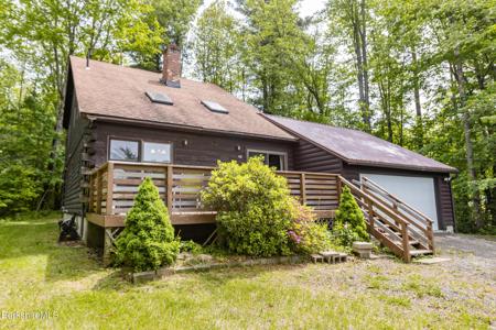 48 Canterbury Ln