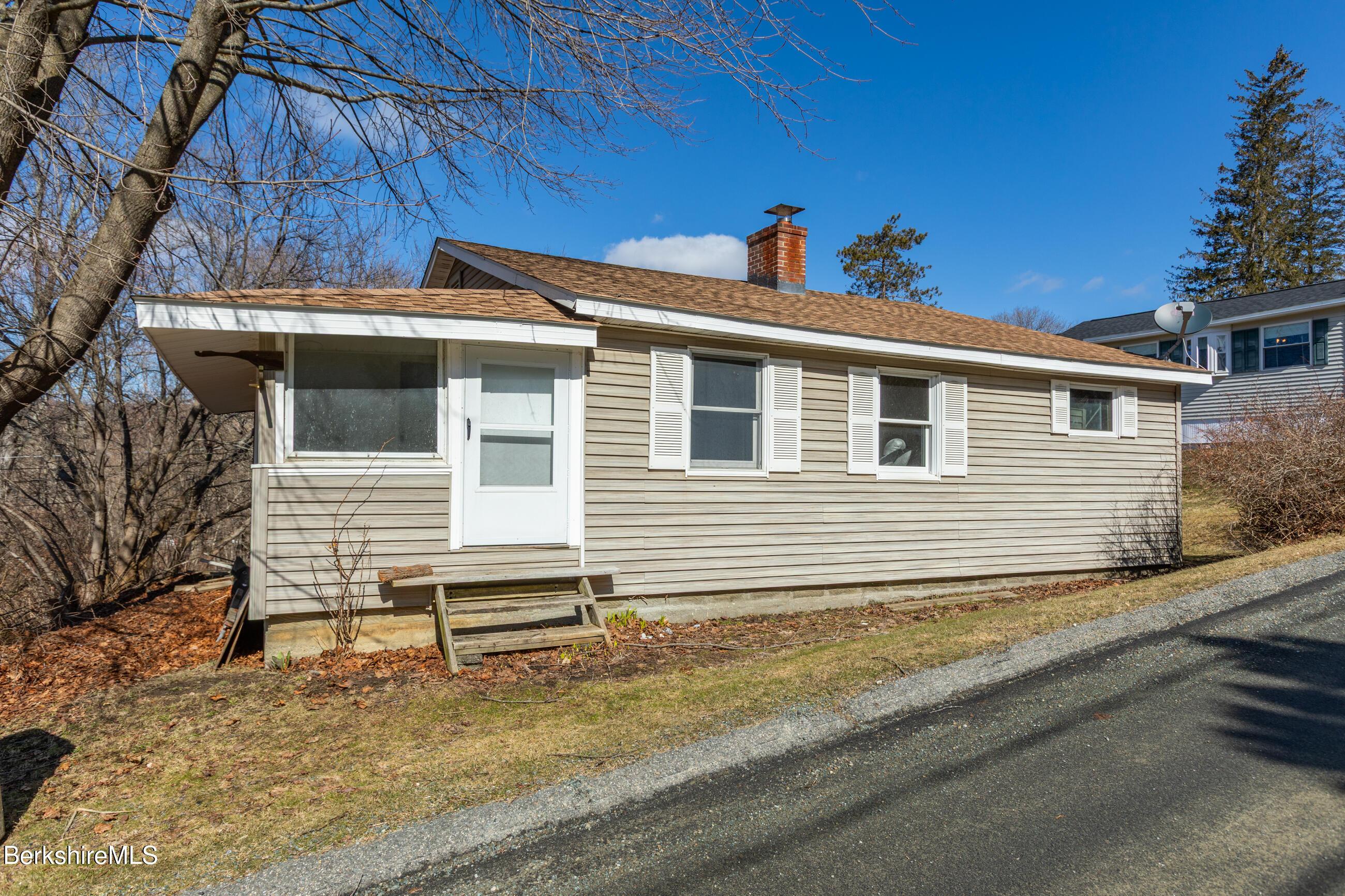 Image 4: Street View