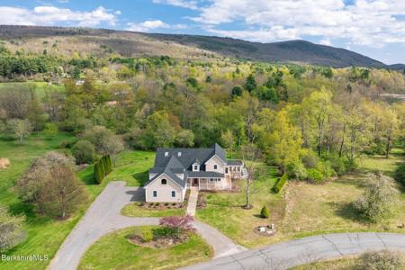 5 Silver Mine Ln