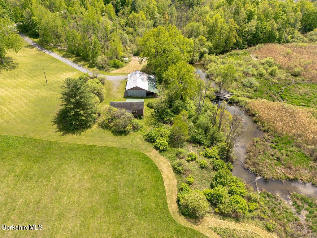 Image 3: Barns & Cone Brook