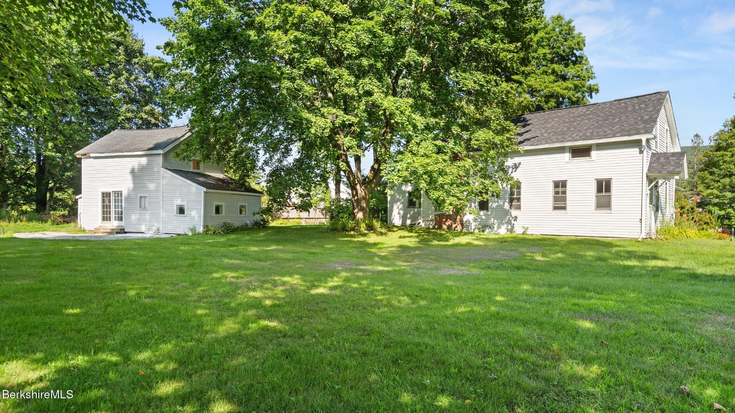 Image 4: House and barn