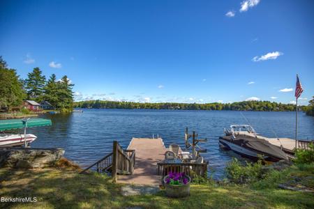 854 Tolland Road Rd
