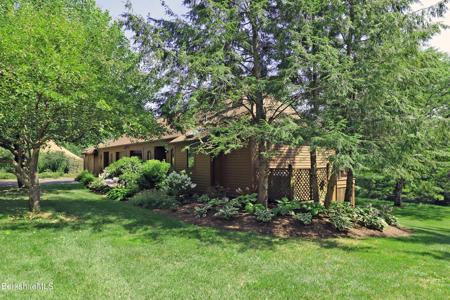 19 Hawthorne Rd