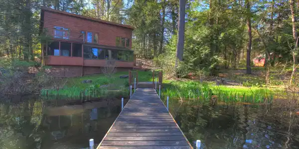 36 Lake Dr