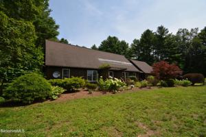 1688 Hartsville New Marlborough Rd