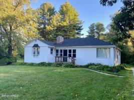 37 Hancock Rd