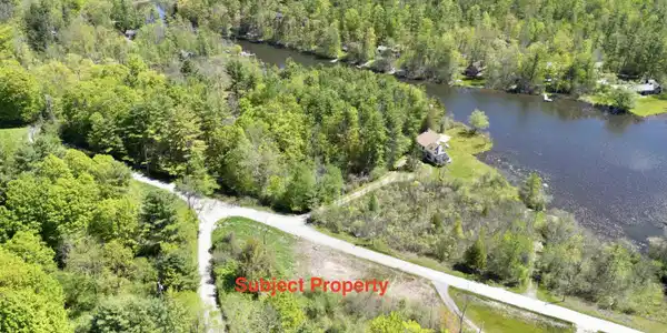 7 Lake Dr