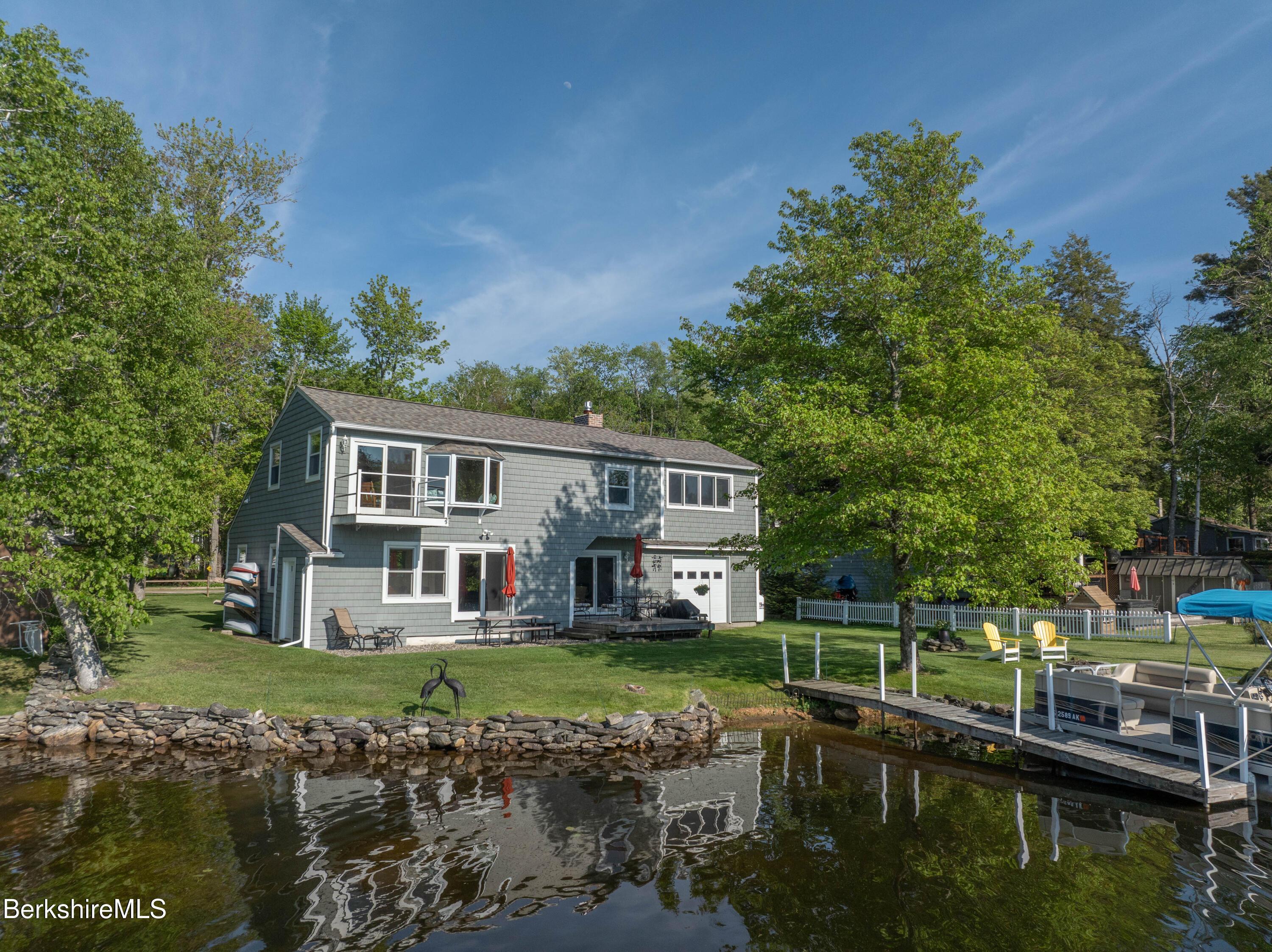 Image 3: Water View