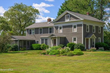 51 Albany Rd