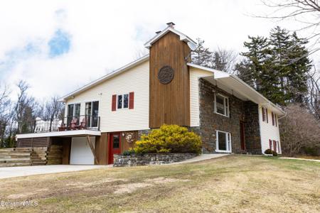 4 Birch Hill Rd