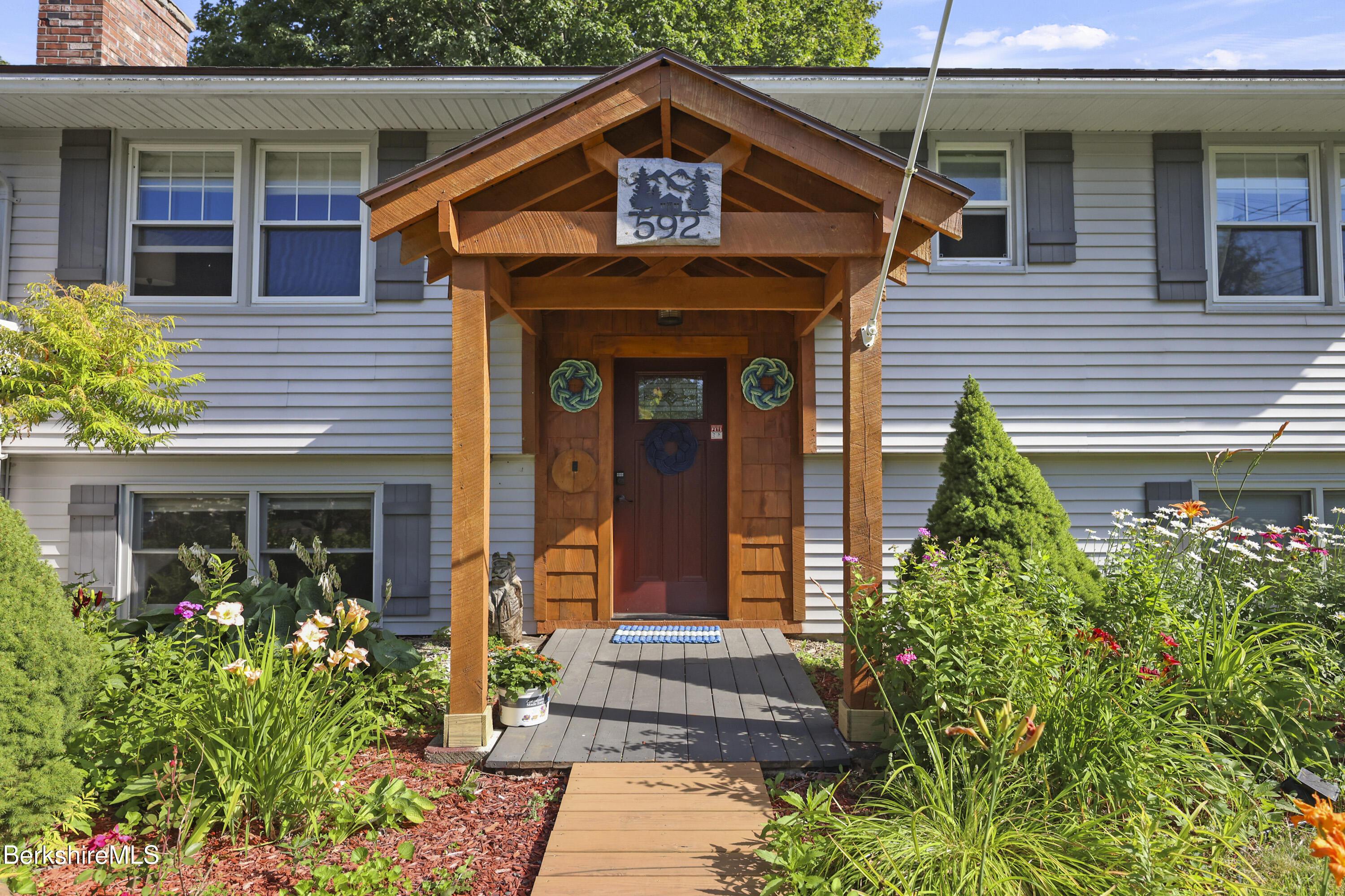 Image 2: Exterior Front