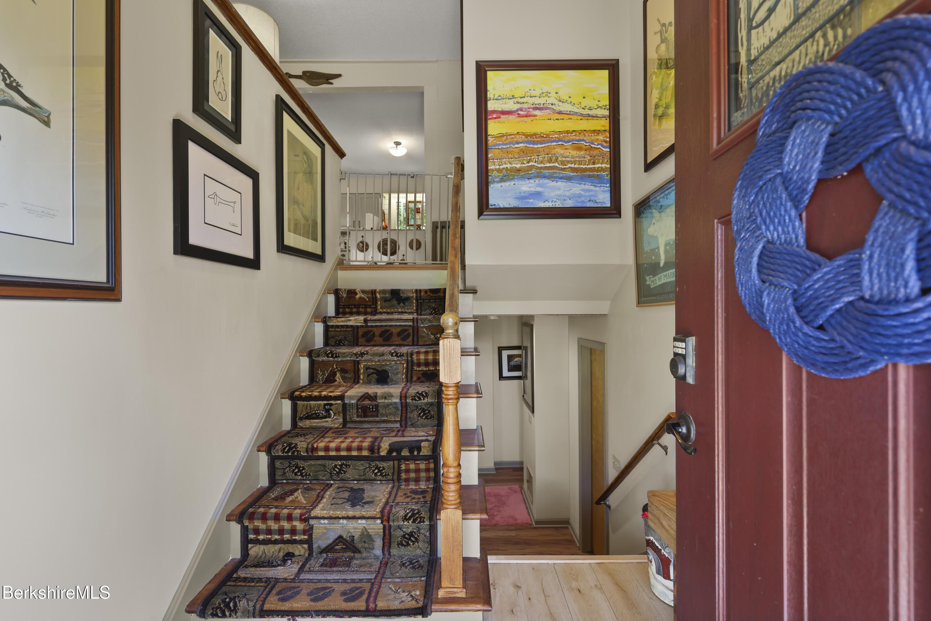 Image 4: Entry