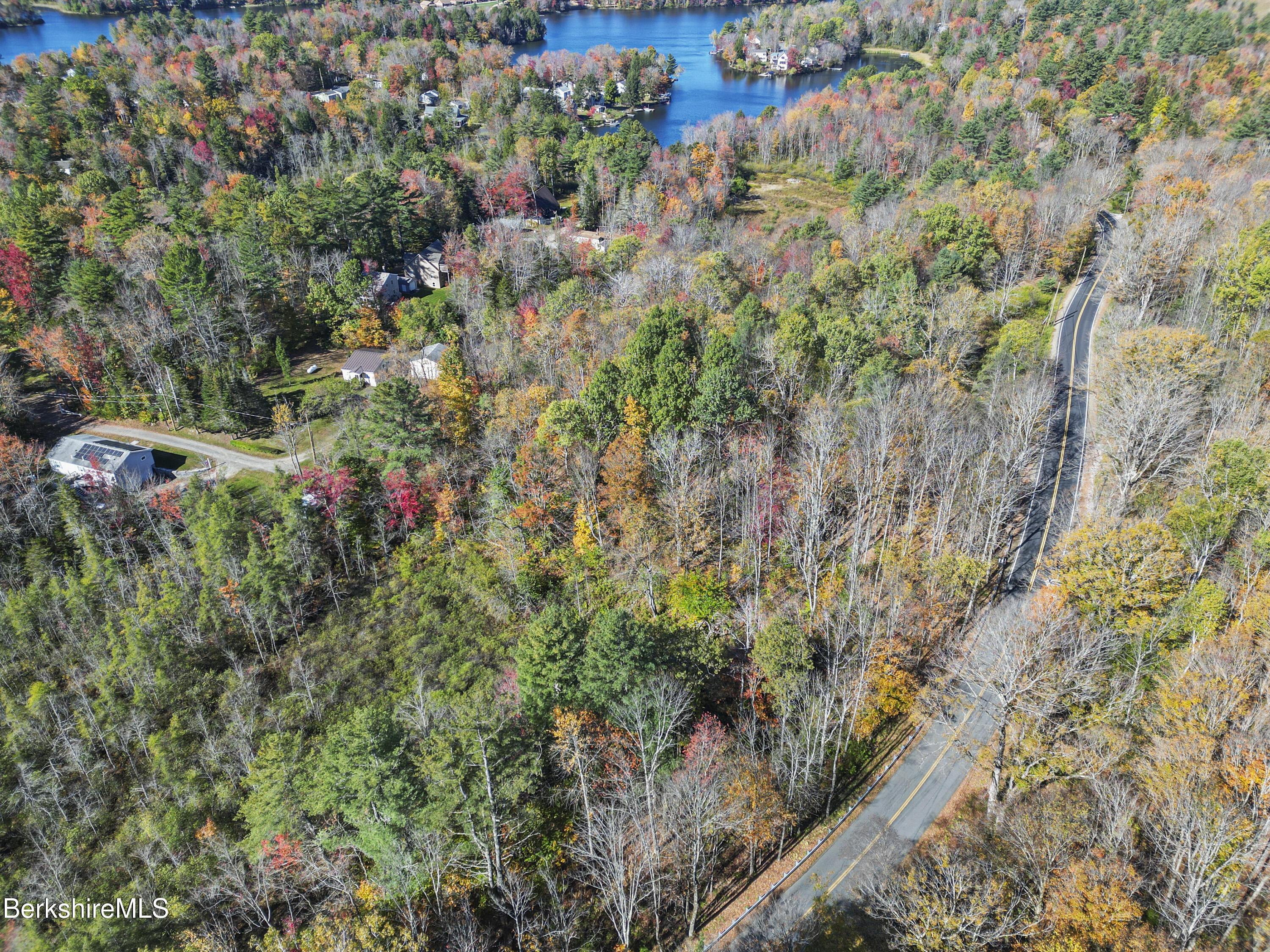 Image 4: 900 Aerial View