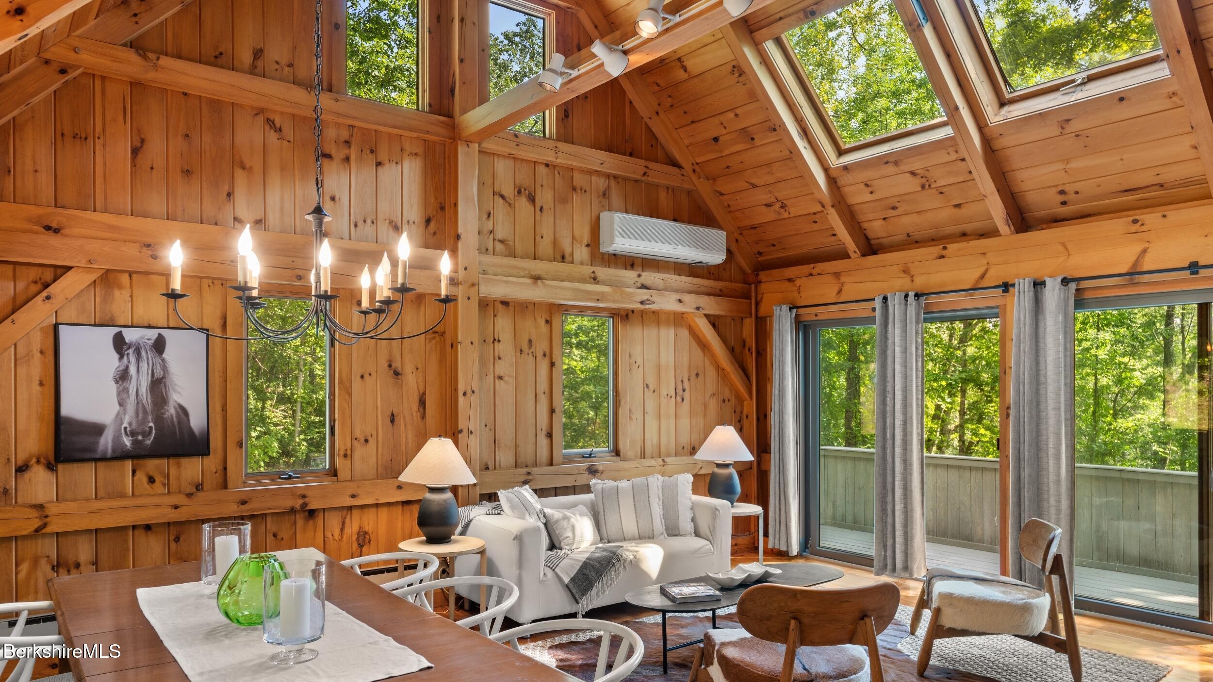 Image 1: Living _ Dining - 6LR