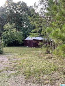 881 LAKESHORE LANE