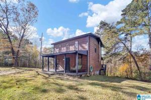 580 HIGHLAND LANE