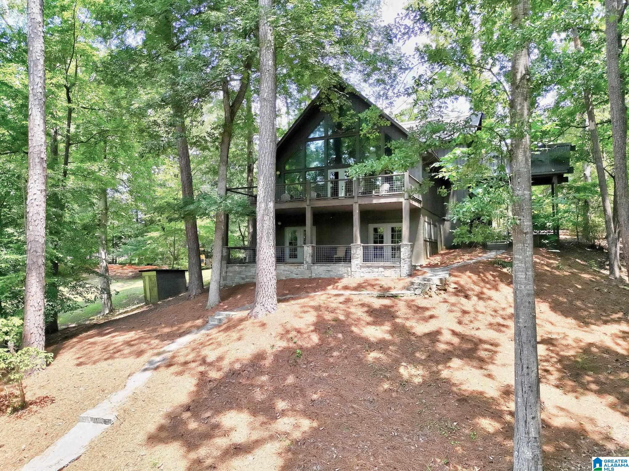 Image 2: Back Of Structure