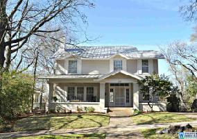 1025 LAKEVIEW CRESCENT