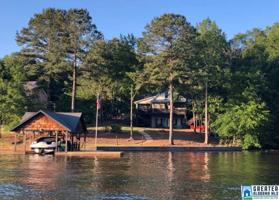 1225 WRIGHT WAY DR