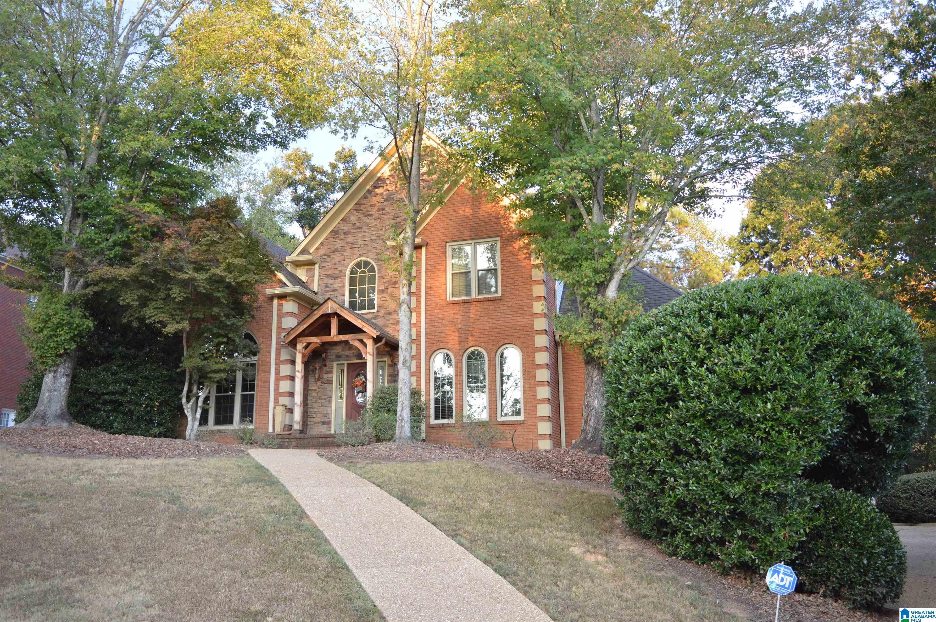 Image 2: Front
