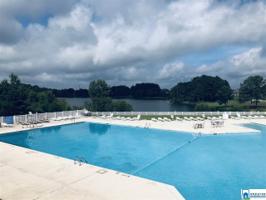 316 VILLAGE DR