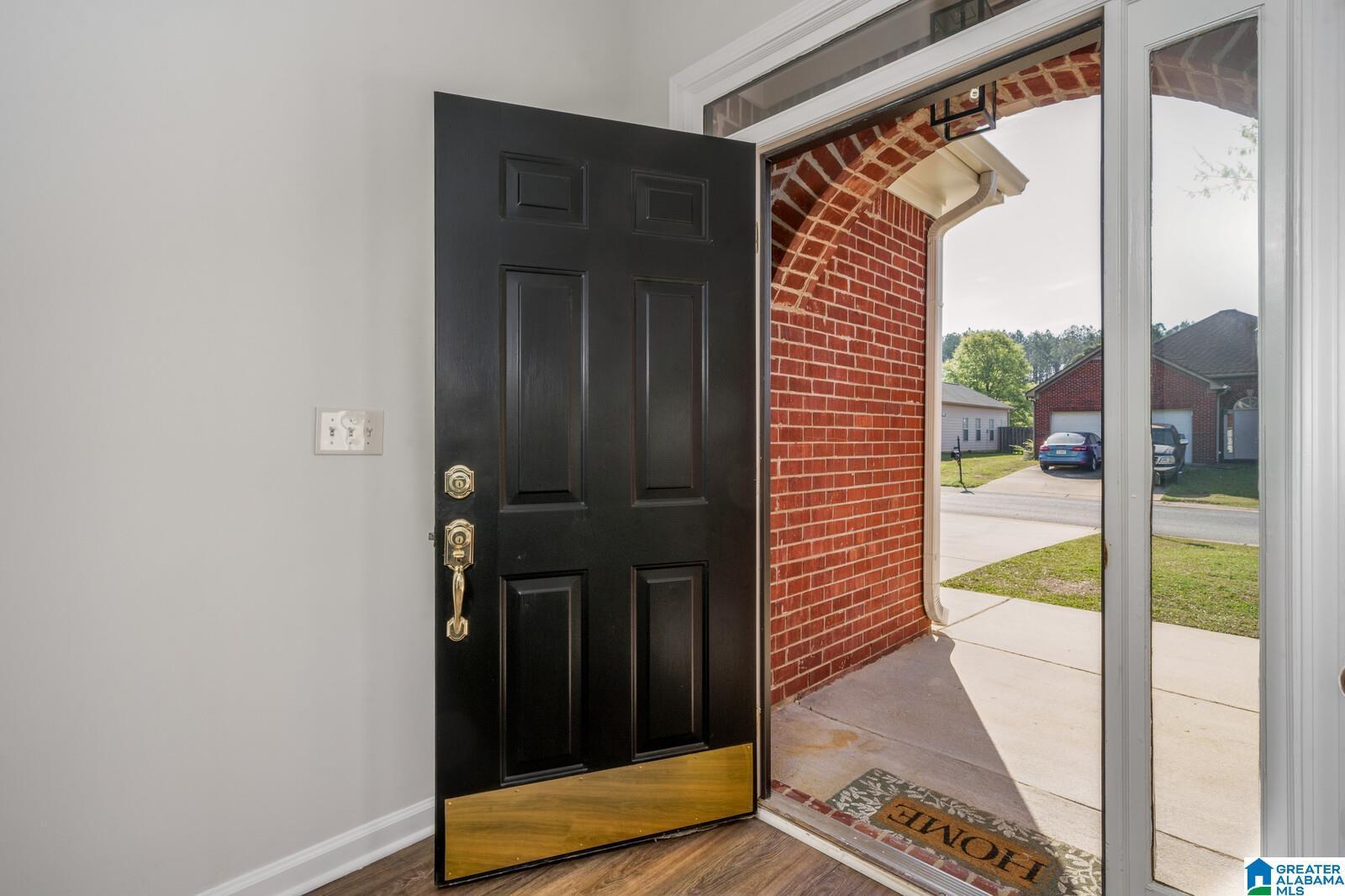 Image 4: Entrance Foyer