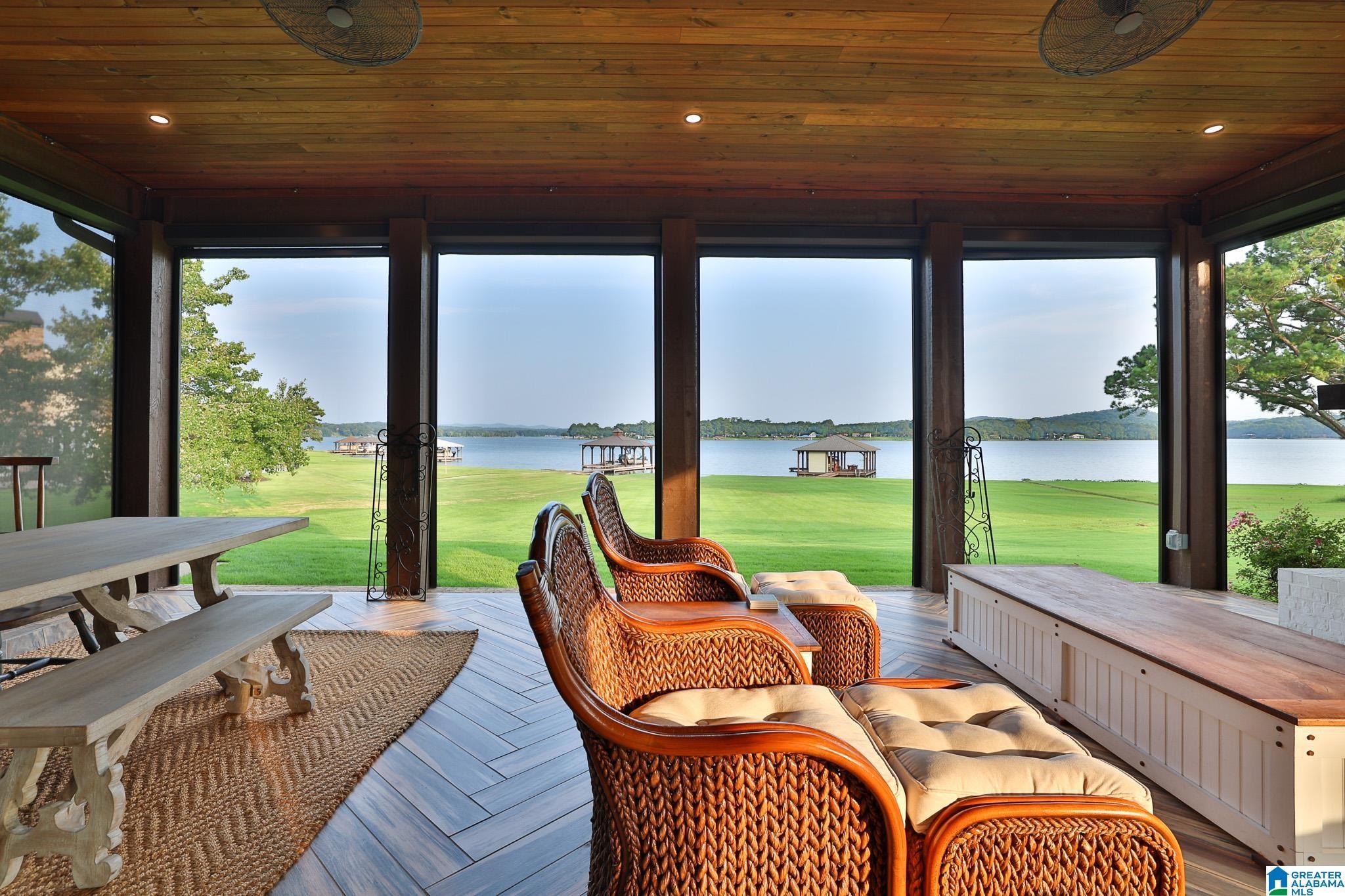 Image 3: Sun Room