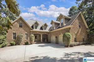 2002 WATER EDGE DR