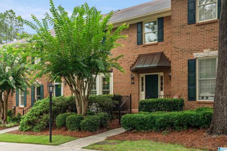909 CHESTNUT OAKS CIRCLE