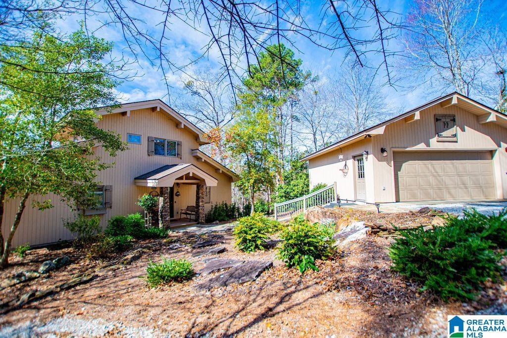 Image 2: PROFESIONAL LANDSCAPING