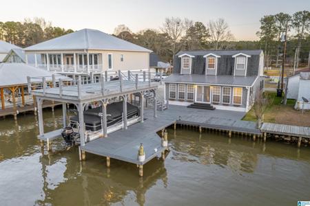 970 SHORELINE CIRCLE